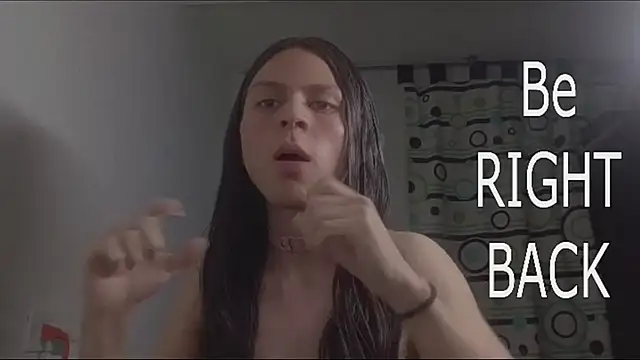 Czat XXX na żywo – Petite-Goth