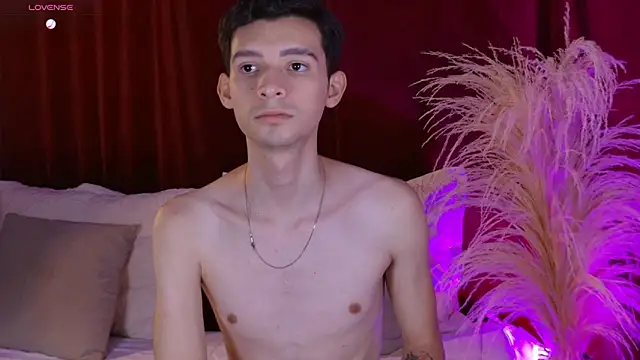 VicenteFerrer Chat XXX in diretta