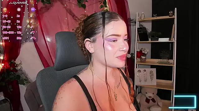 Онлайн чат XXX AphroditeSweett