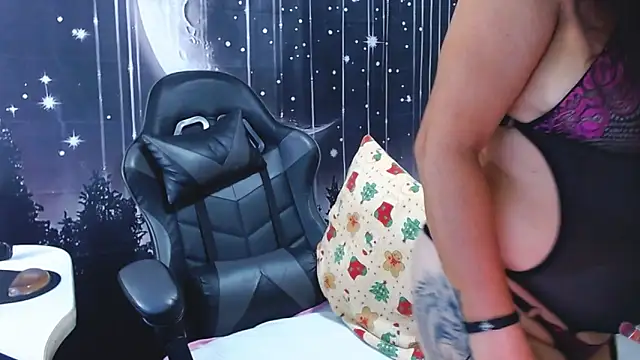 Hikaryfire Live XXX-Chat