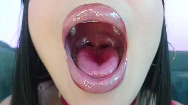 mia_roux1n Live XXX chat