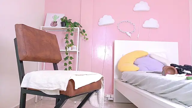 Онлайн чат XXX SeleneGibson__