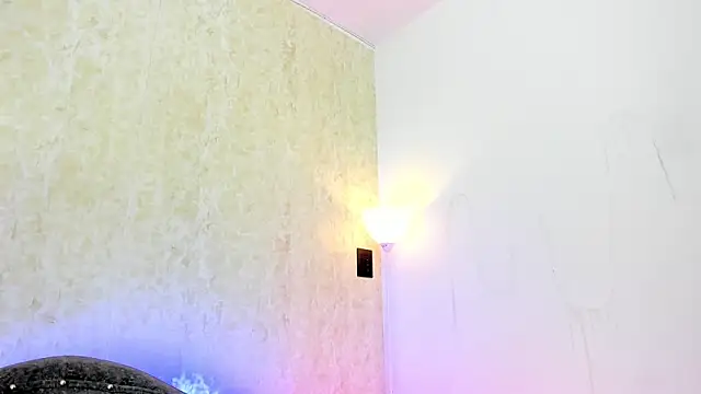 AntoniaSantos Chat XXX in diretta