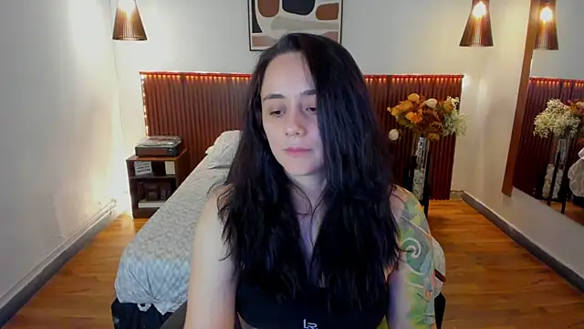 دردشة KatherineBond الجنسية المباشرة