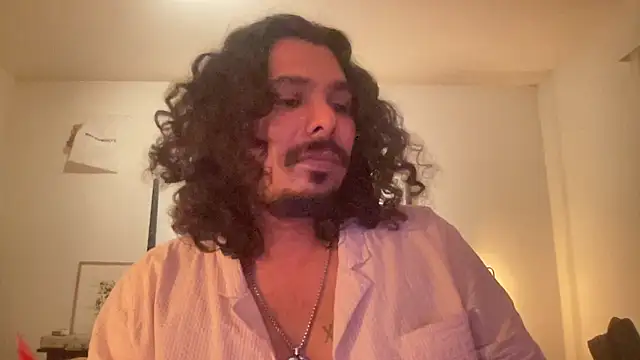 daddyvibes Adlı Modelin Canlı XXX Sohbeti