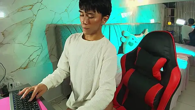 cococumpsのライブXXXチャット