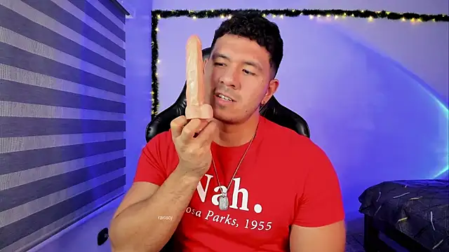 ransoj's Live XXX Chat
