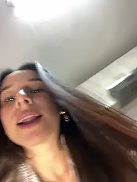 Elaarajim's Live XXX Chat