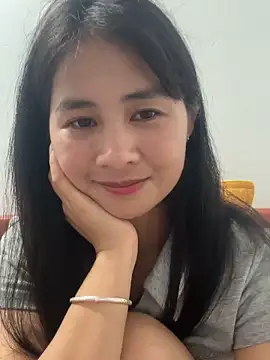 Chatroom XXX en direct de LittleSun_