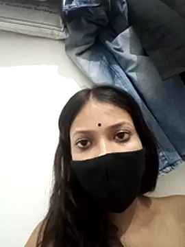Candyy_crushh Show in webcam