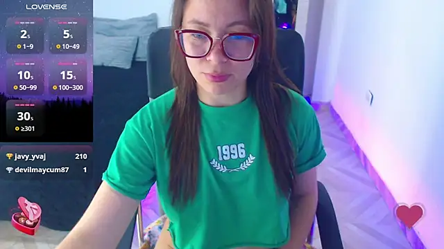 SharonR1 现场XXX聊天