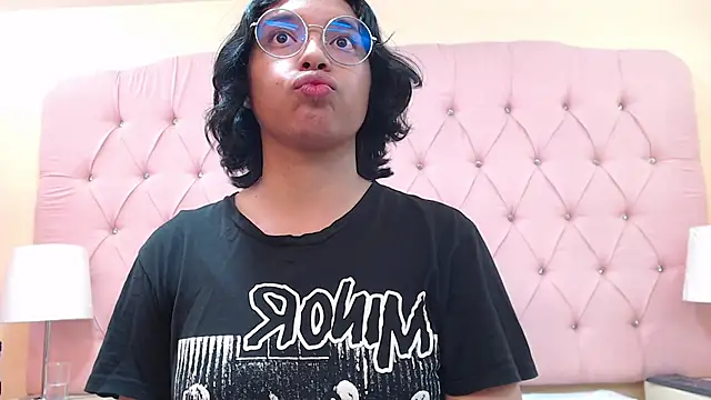 Emmaa_Lexx 现场XXX聊天
