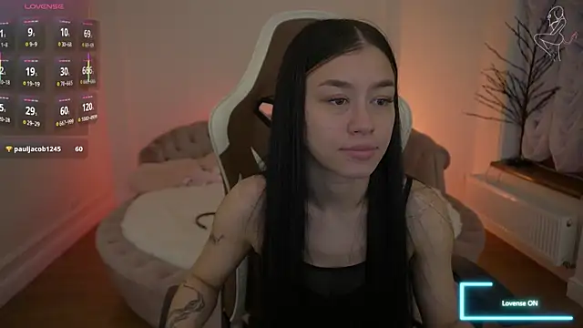 Вебкам-шоу FataleNellie
