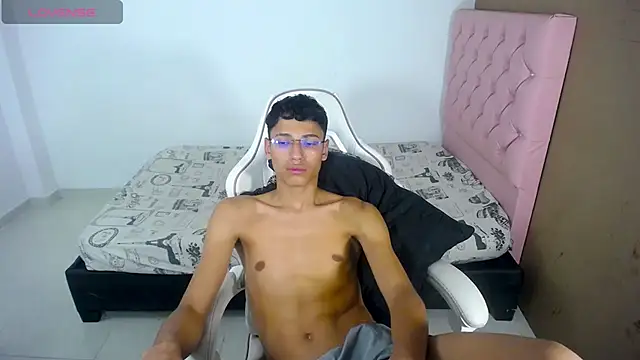 Im_david02 – Naživo XXX chat
