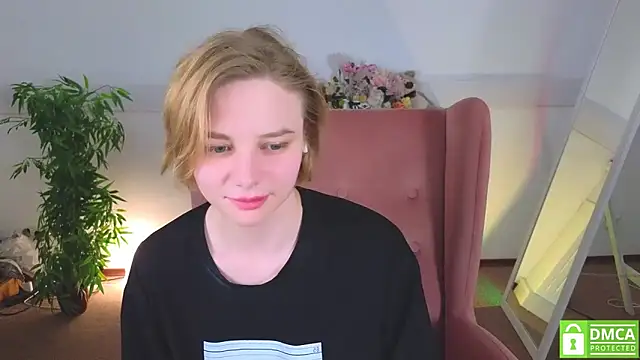 MirraBellanta élő XXX-chatje