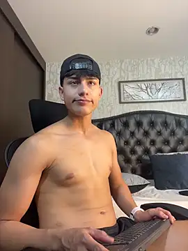 Lander_Cruz's Live XXX Chat