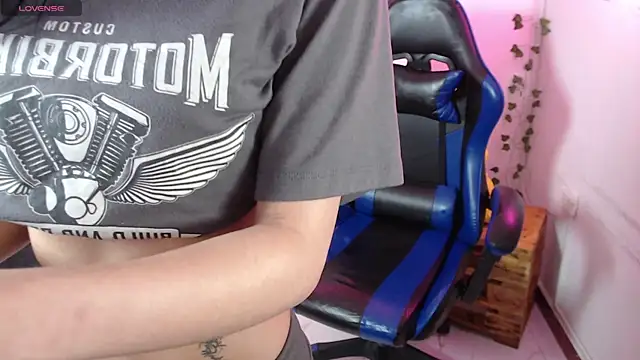lycoris_19's Live XXX Chat