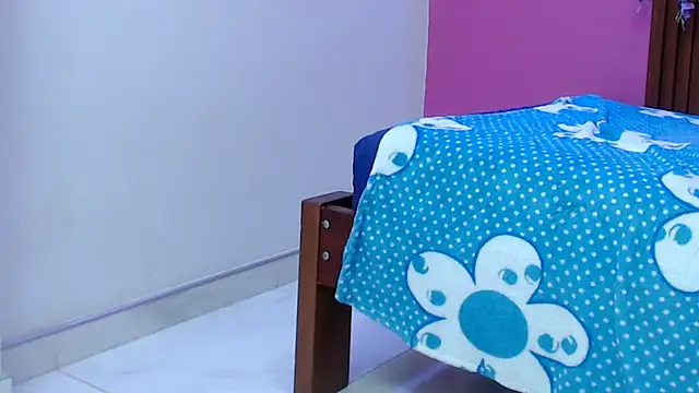 skinnybarbie022 live XXX chat