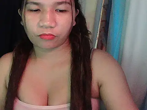 Hot_aya0516 在線直播表演