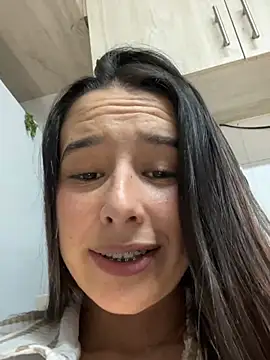 Chat XXX en directo de Elaarajim