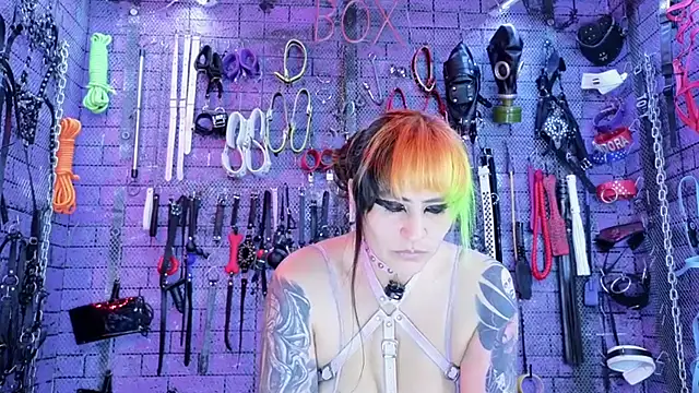 Chat XXX en directo de PANDORANEZZ