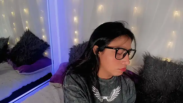 Olivia_Morrys' Live XXX Chat