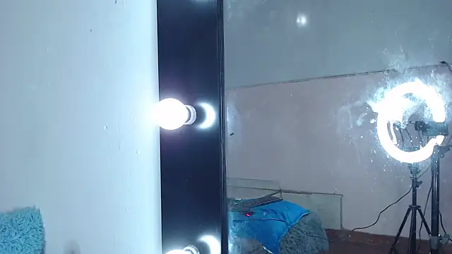 Živý XXX chat emiligrey_