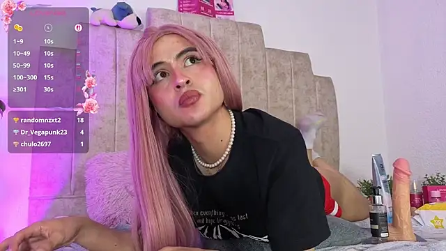 Emily_hall19n Live XXX chat