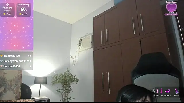 JennifersBaddie Show Webcam