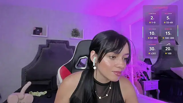 EmiliaRose_'s Live XXX Chat
