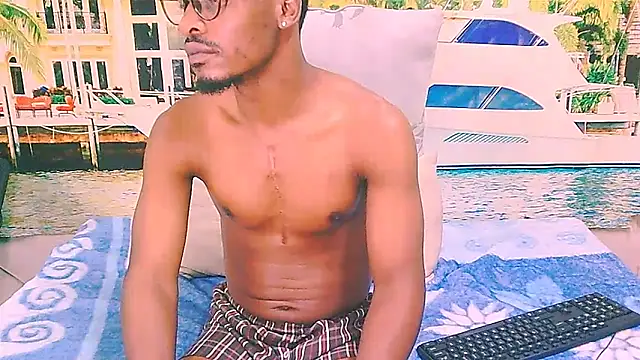 แชท XXX สดของ EbonyTiger69