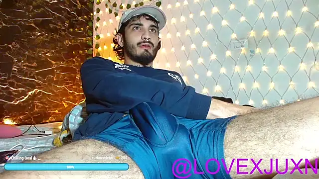 Show de LovexJuxn8 na webcam