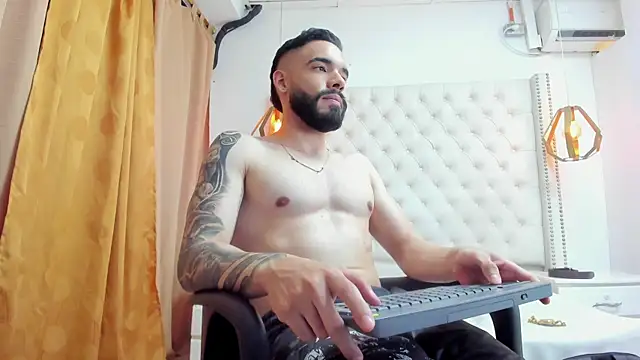 Živý XXX chat JEAN_LEWIS2