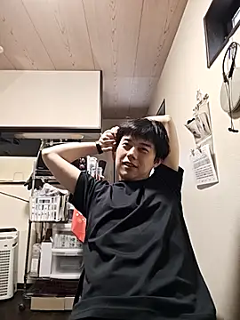 whitebriefboyのライブXXXチャット