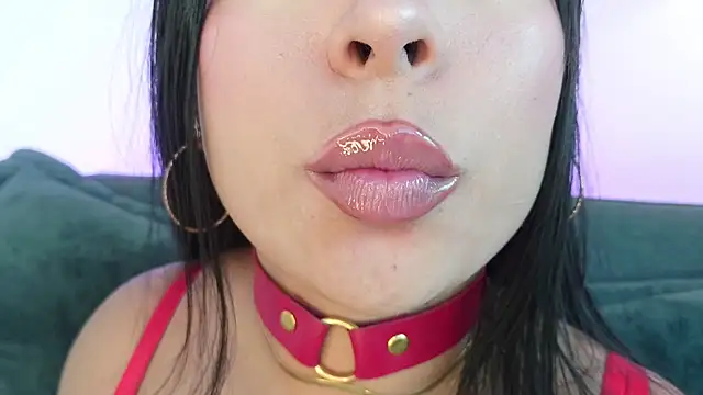 Chatroom XXX en direct de mia_roux1