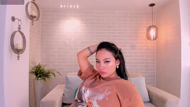 MollyJones_: απευθείας συνομιλία ΧΧΧ