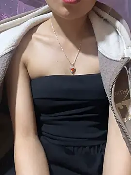 Mimi_pussyのライブXXXチャット