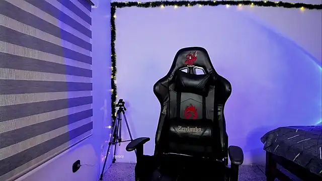 ransojn Live XXX chat