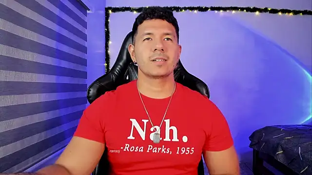 Živý XXX chat ransoj