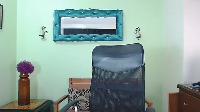 XXX chat uživo modela ChalonVera