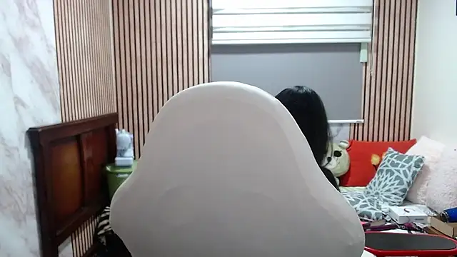 Chat XXX en directo de Sonialorens_
