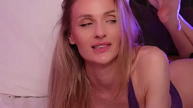 AmeliaAngel élő XXX-chatje