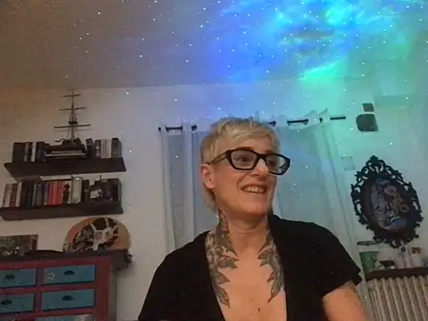 bornsinfull Chat XXX live