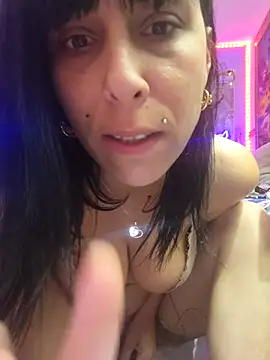 misscectito13 Adlı Modelin Canlı XXX Sohbeti