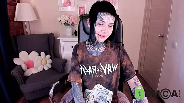 Bloood__Mary – webcam-show