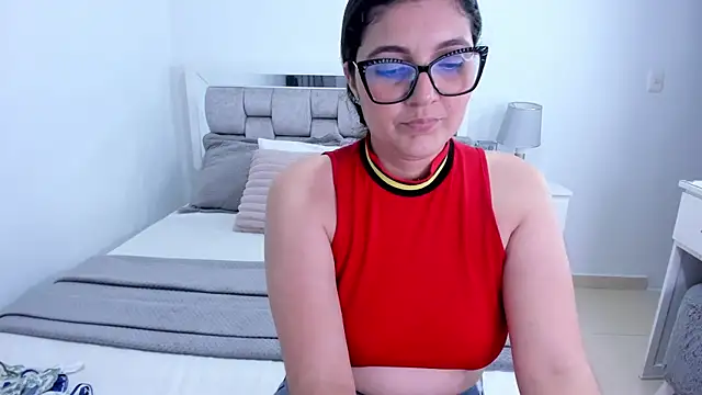 Camilaa_bueno 现场XXX聊天