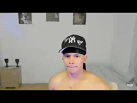 sant_wahlberg Live XXX Chat