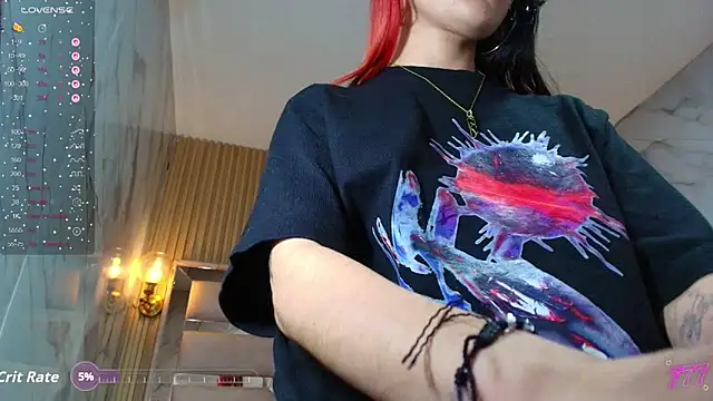 Moon_Red_r's Live XXX Chat