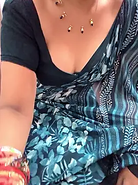 Roja-Telugu777 Live XXX-Chat