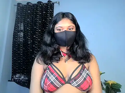 KASHISH_SINGH_'s Live XXX Chat